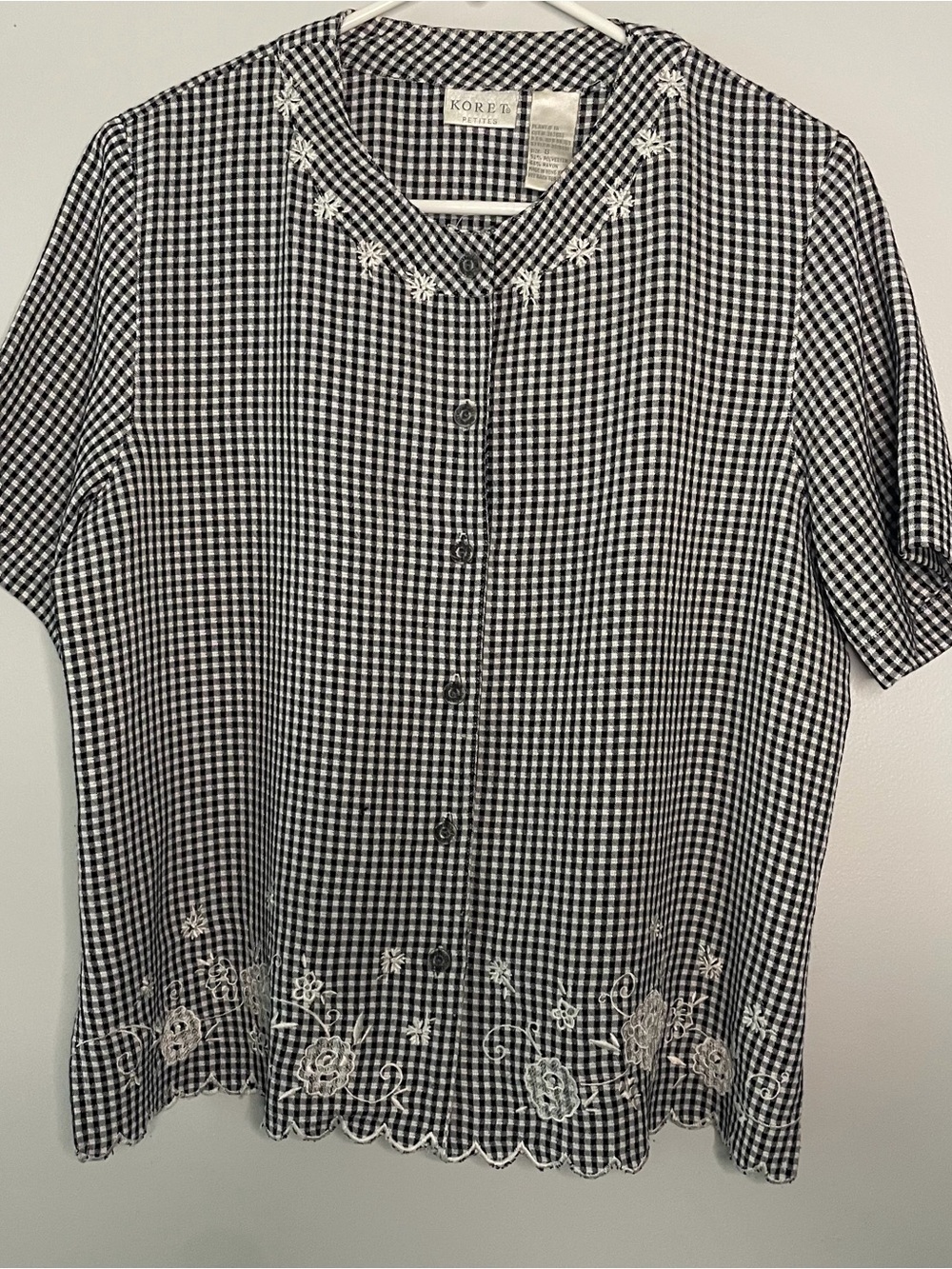 Koret Black & White Gingham Button Front Top with Floral Embroidery
